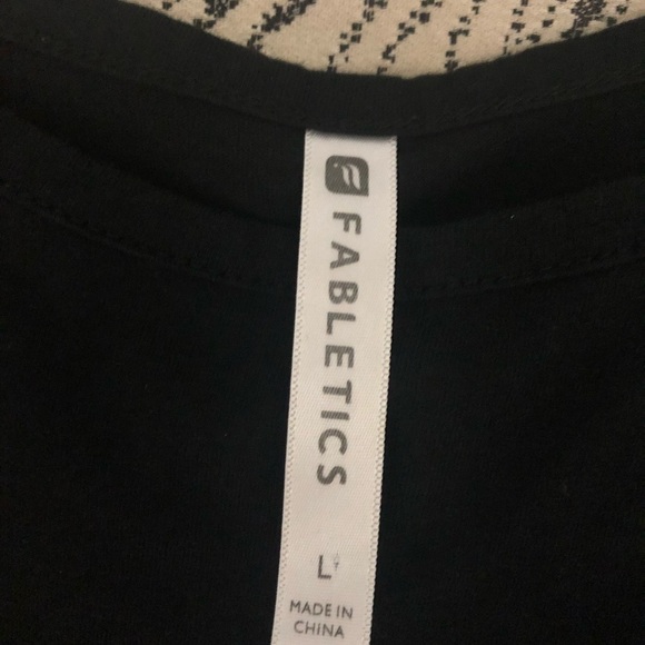 Fabletics top in black - Picture 5 of 7